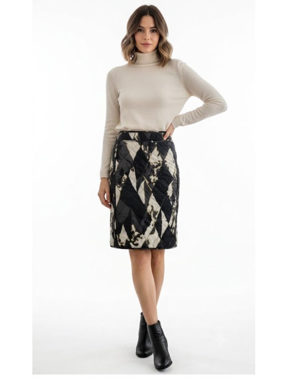 Tomas Maier Women's Skirt Black Beige Brown Quilted Front Pocket, Size 4, NWOT